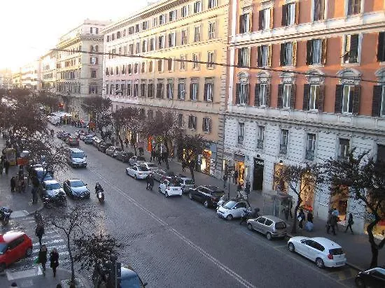 Romerooms Cola Di Rienzo 4*